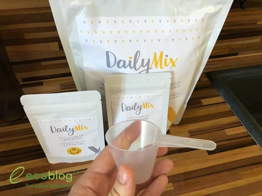 DailyMix kávová a vanilková příchuť připravené v shakeru