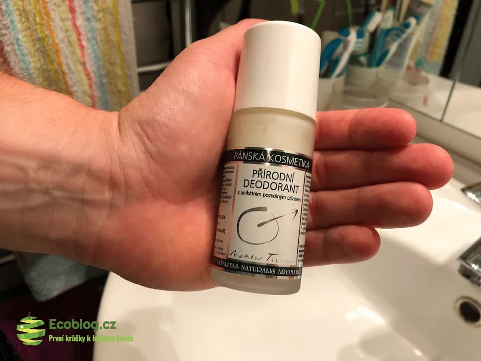 Detail pánského přírodního deodorantu Nobilis Tilia bez hliníku