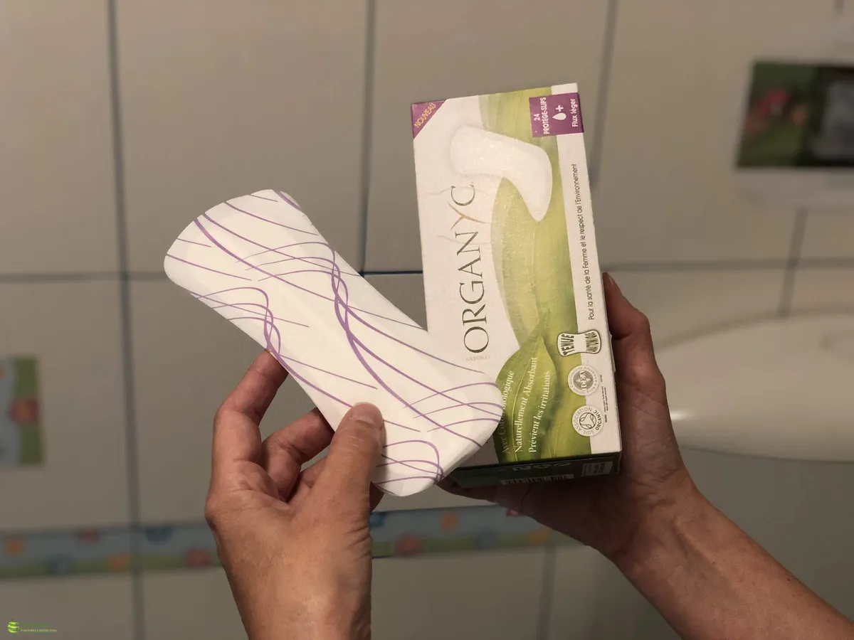 Detail Organyc slipové vložky z bio bavlny při testu