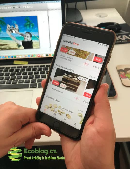 Nabídka jídel v aplikaci Nesnězeno na obrazovce mobilu