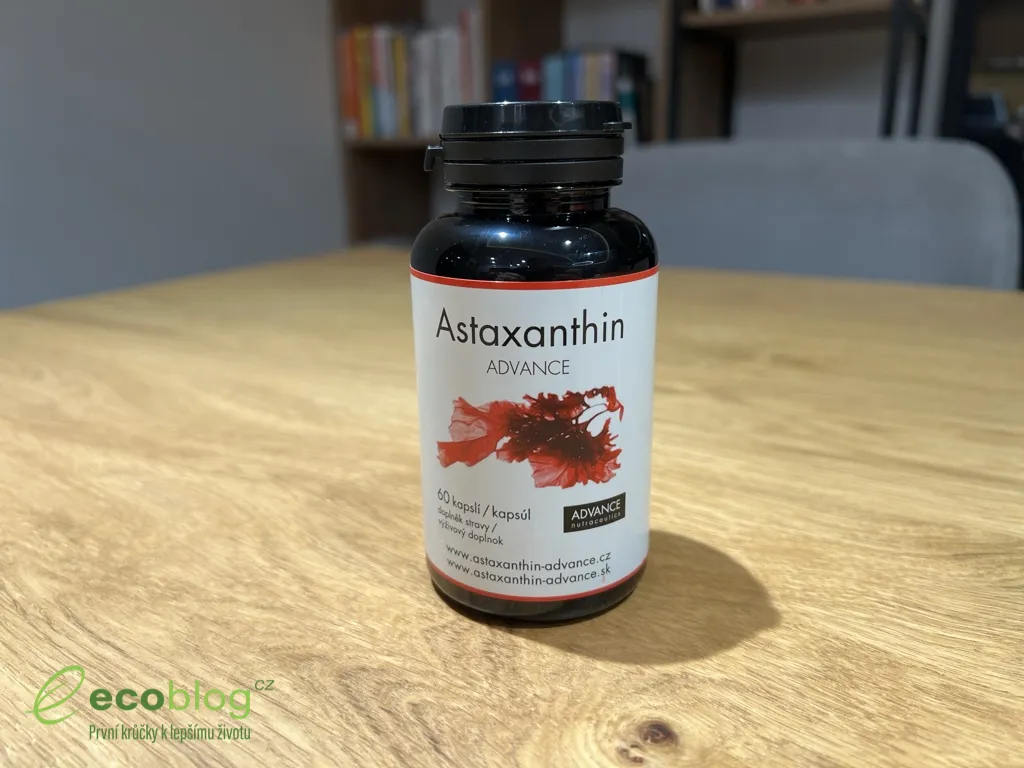 Astaxanthin od ADVANCE Nutraceutics, obsah balení a etiketa
