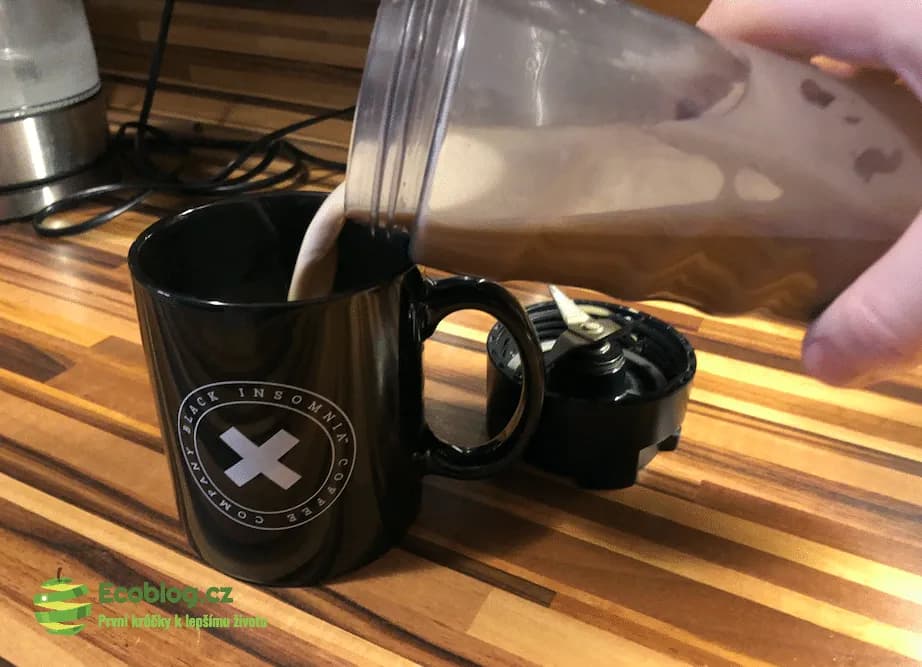 Detail zrn Black Insomnia Coffee s výrazným oříškovým aroma