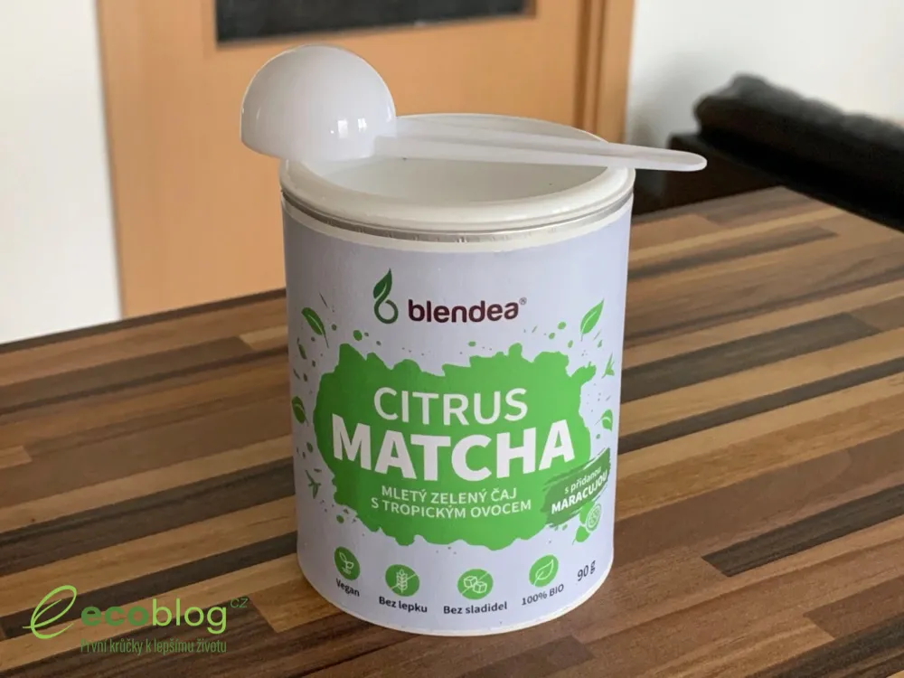 Blendea Citrus Matcha, jemně mletý zelený čaj s tropickým ovocem