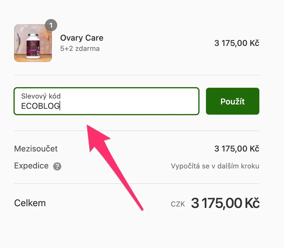 Detail dózy Ovary Care v ruce, bílá lahvička s vínovým štítkem
