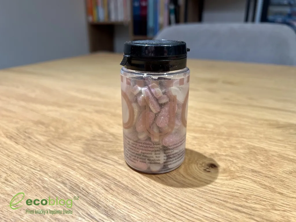 Vyživující vlasový sprej Curapil s keratinem a kolagenem