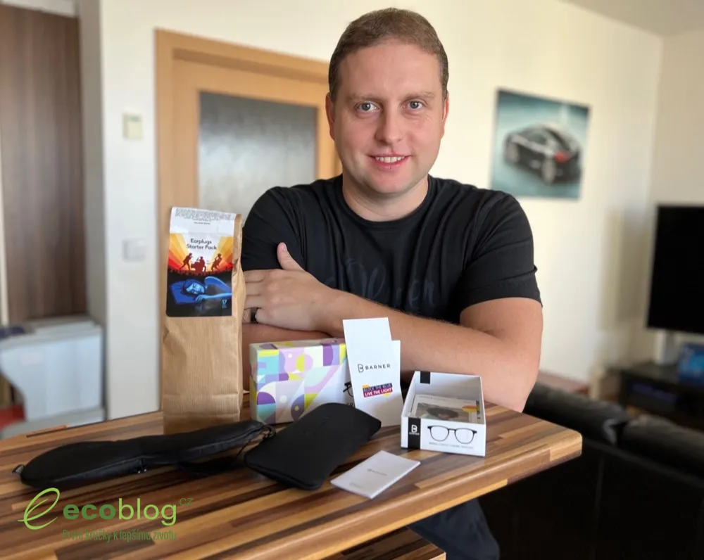 Earplugs 3D maska na spaní s tvarovaným prostorem pro oči