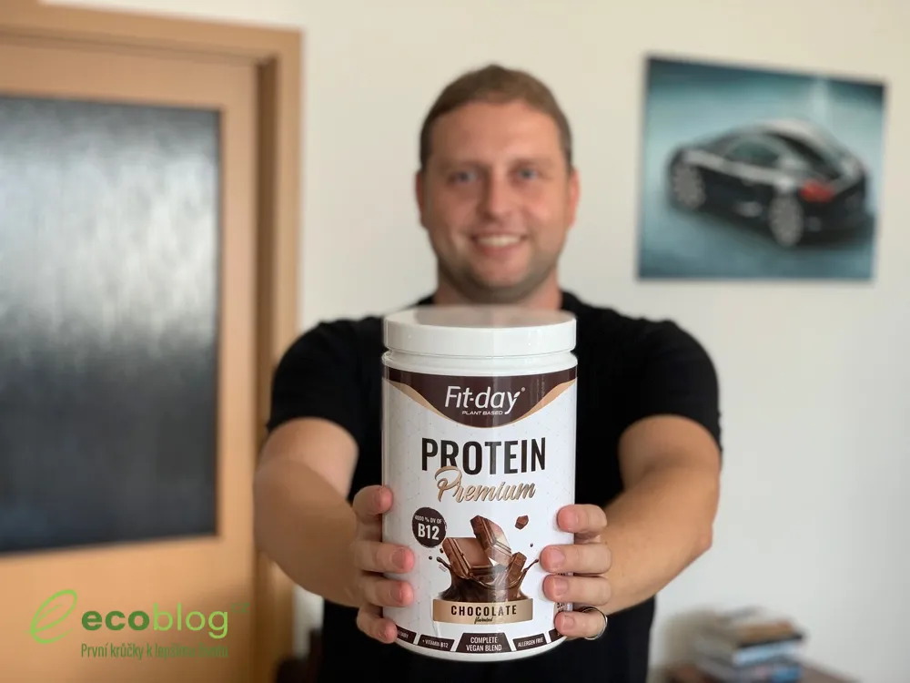Připravené proteinové smoothie Fit-day s příchutí mango