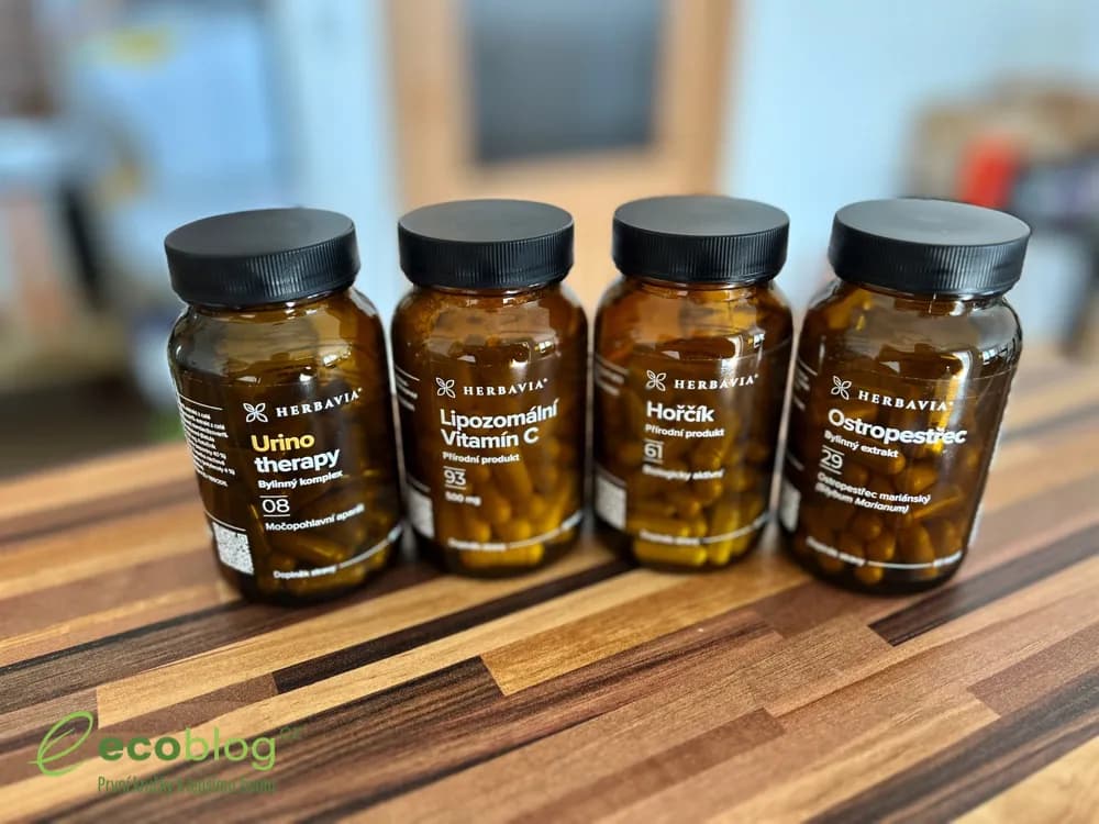 Balení liposomálního vitamínu C od Herbavia se složením a dávkováním