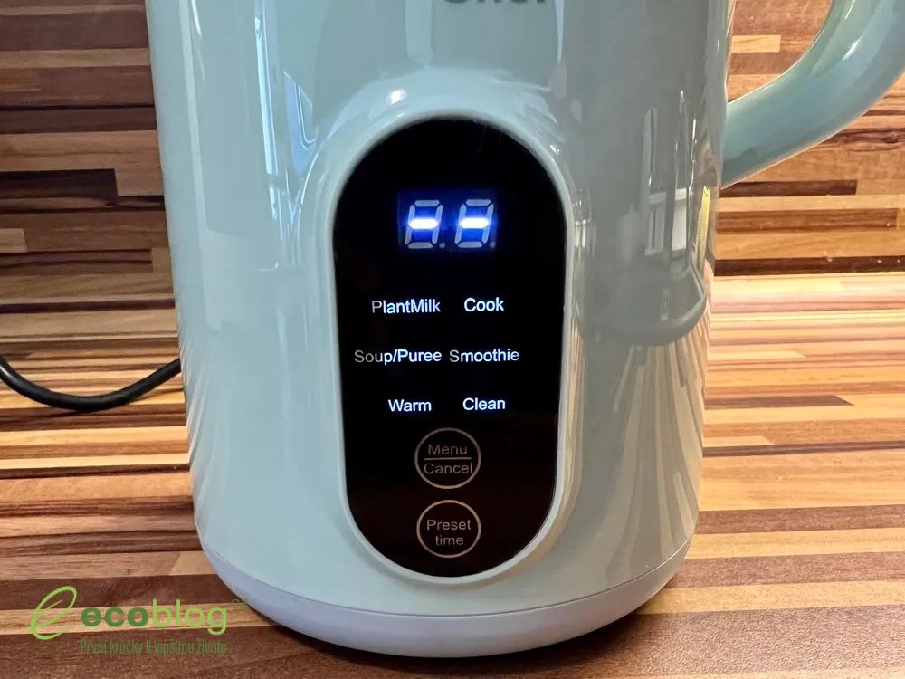 Čištění kuchyňského robota Luli Chef Midi programem Clean