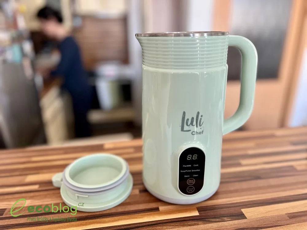 Příprava jídla v kuchyňském robotu Luli Chef Midi