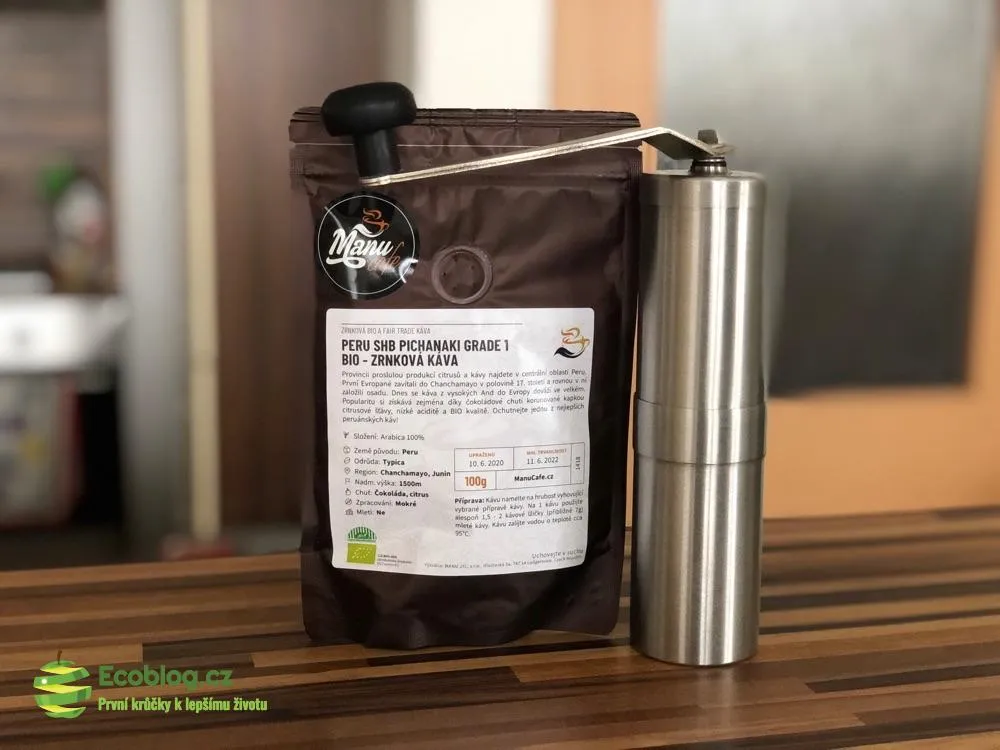 Čtyři otestované druhy výběrové kávy z ManuCafe pohromadě