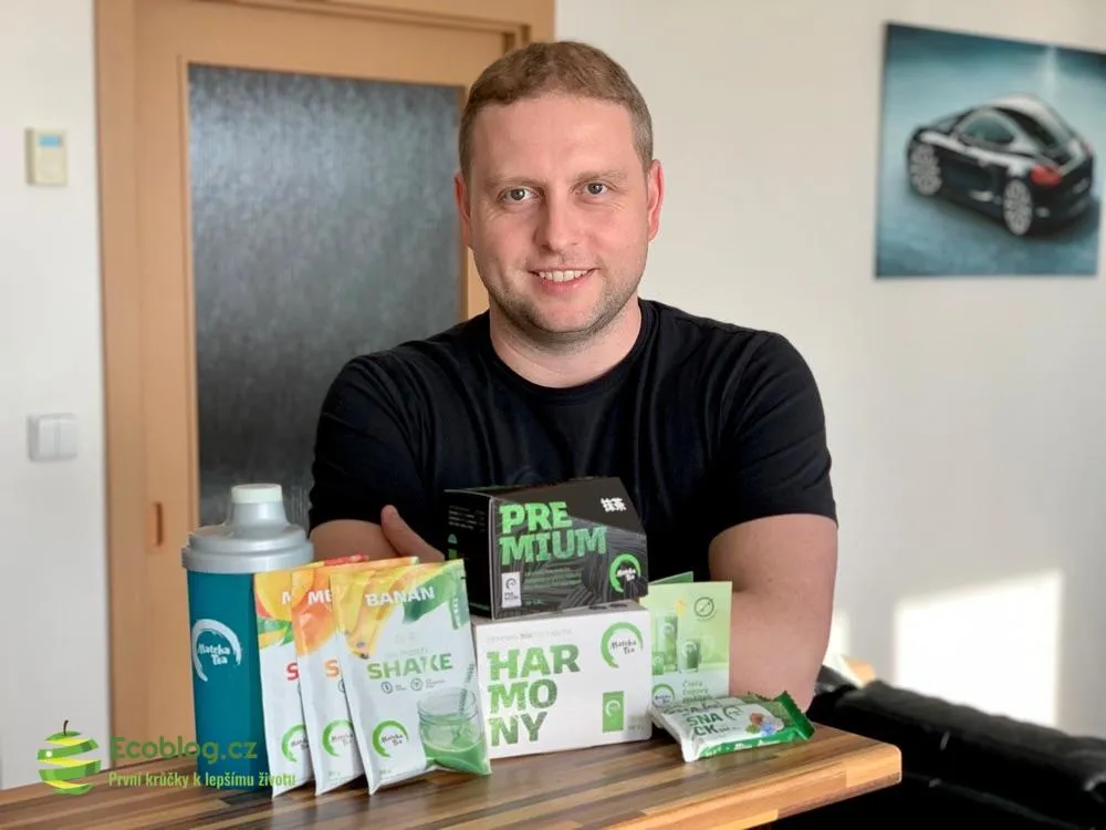 BIO Matcha Tea Harmony v papírové krabičce s porcovanými sáčky