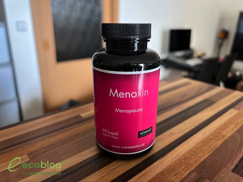 Detail složení doplňku Menoxin s bylinnými extrakty na menopauzu
