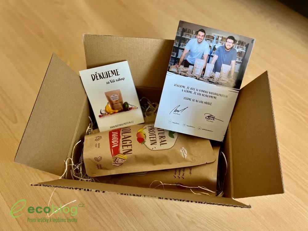 Jahodový kolagen NaturalProtein v krásném obalu