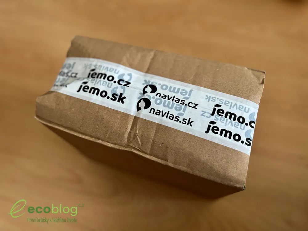 Přírodní henna na vlasy Voono Dark Brown z e-shopu Navlas připravená k testu