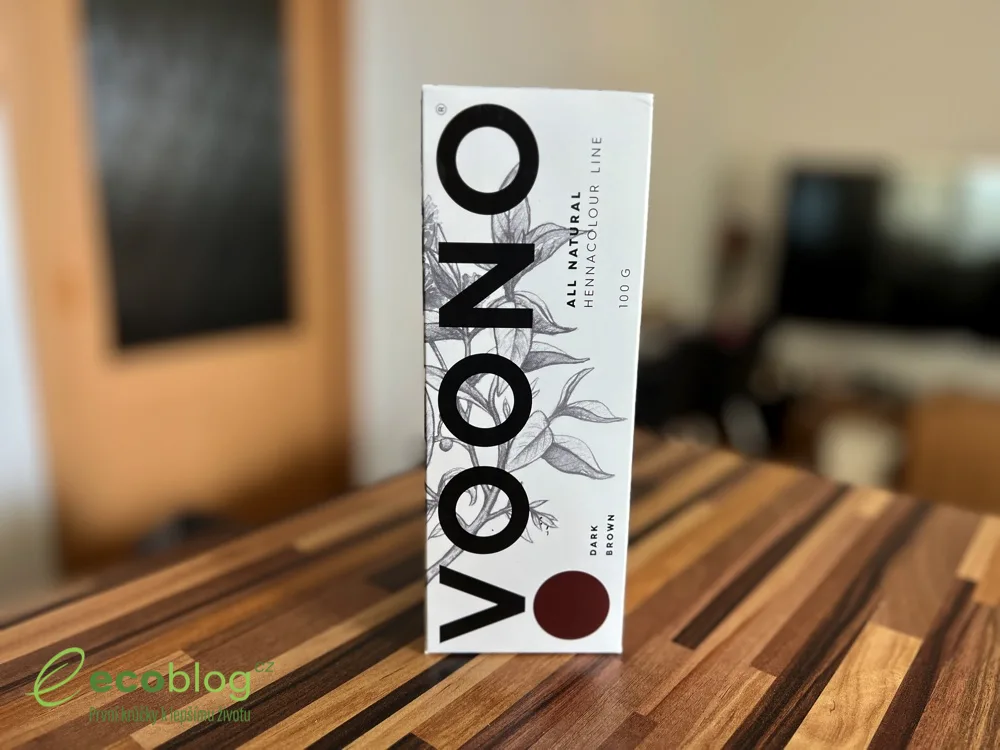 Navlas recenze: moje zkušenost s hennou Voono Dark Brown (2026)