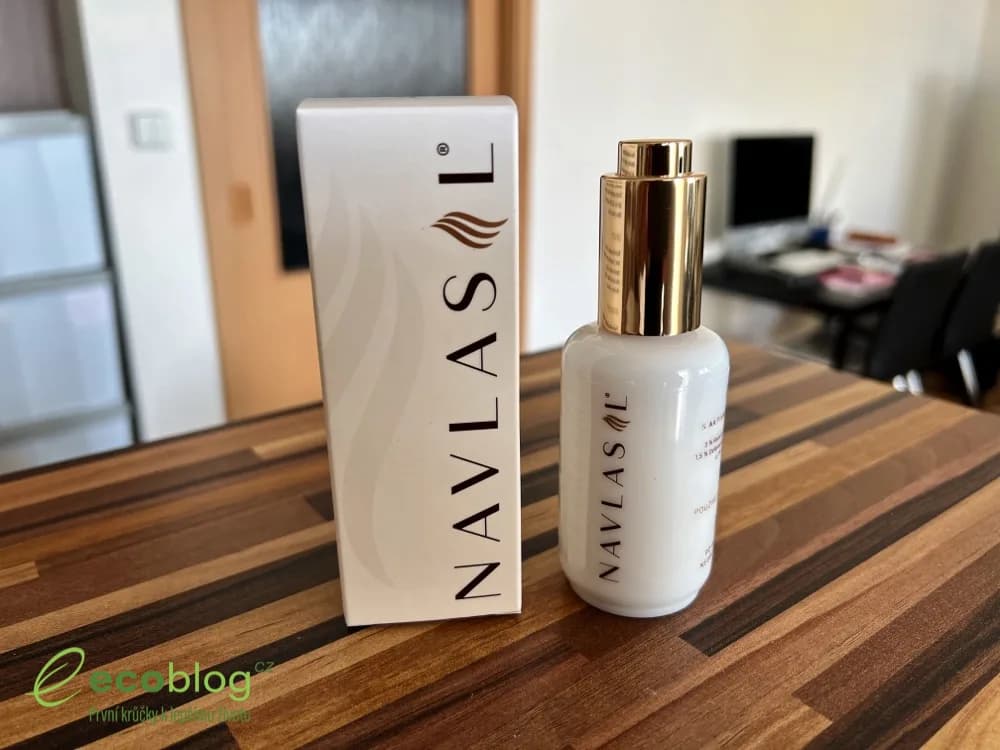 Navlasil recenze 2026: moje zkušenost se sérem na vlasy