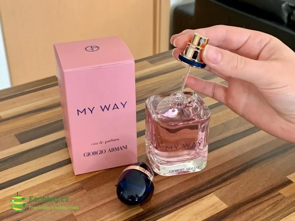 Parfém Giorgio Armani My Way, který lze znovu naplnit, jako ekologičtější volba