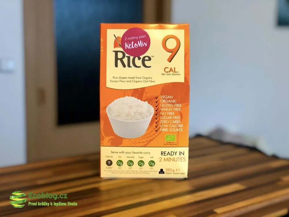 Různé druhy produktů Slim Pasta: konjaková rýže, nudle a penne
