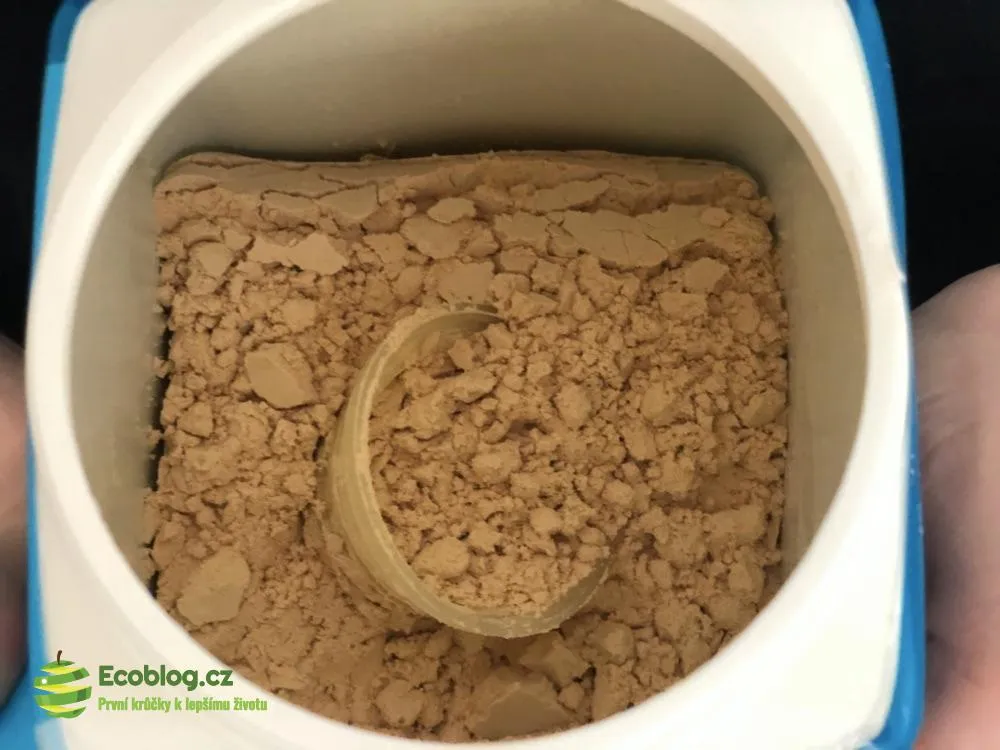 Detail složení rostlinného proteinu Sunwarrior s hráškovou a konopnou bílkovinou