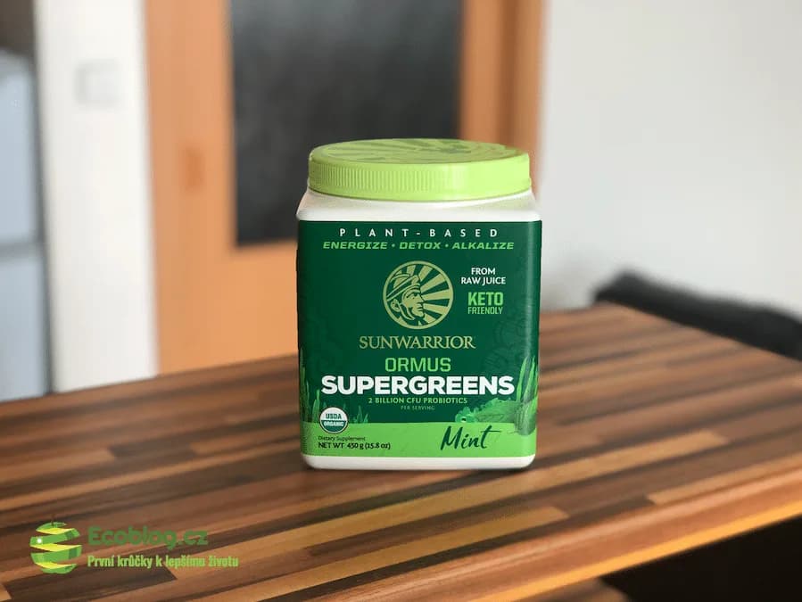 Sunwarrior Ormus SuperGreens recenze: moje zkušenost se zelenými superpotravinami (2026)