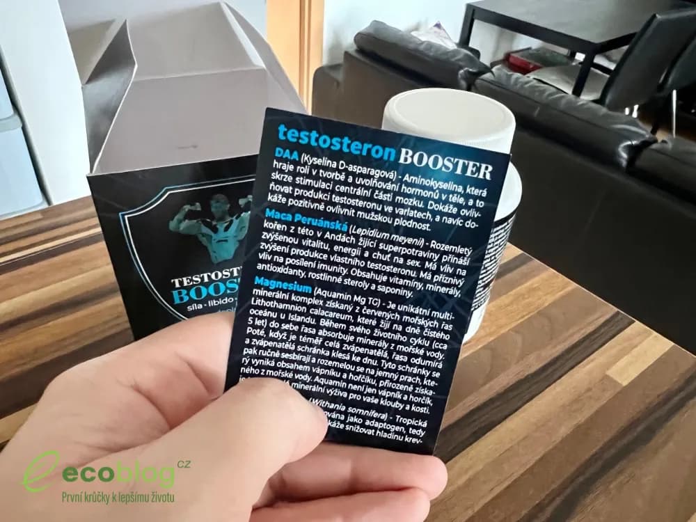 Užívání tablet Testosteron Booster, čtyři tablety denně zapité vodou