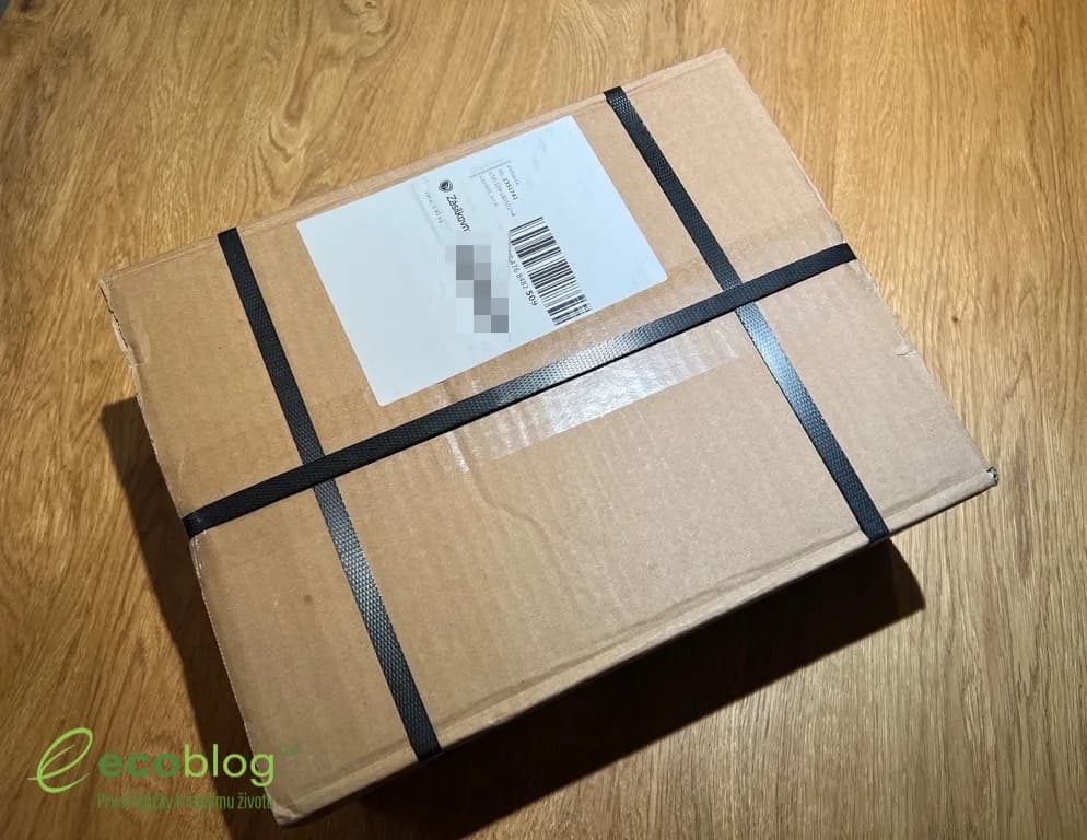 Přehled produktů proteinové diety Victus na stole
