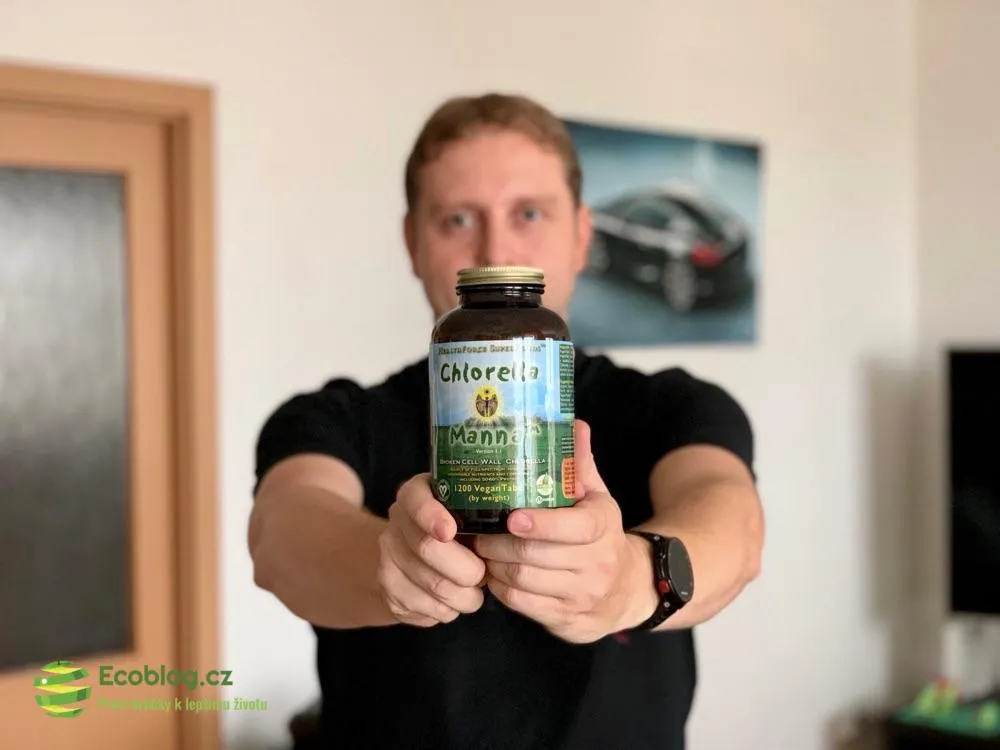 Chlorella Mana od Vitalvibe jako součást každodenní rutiny