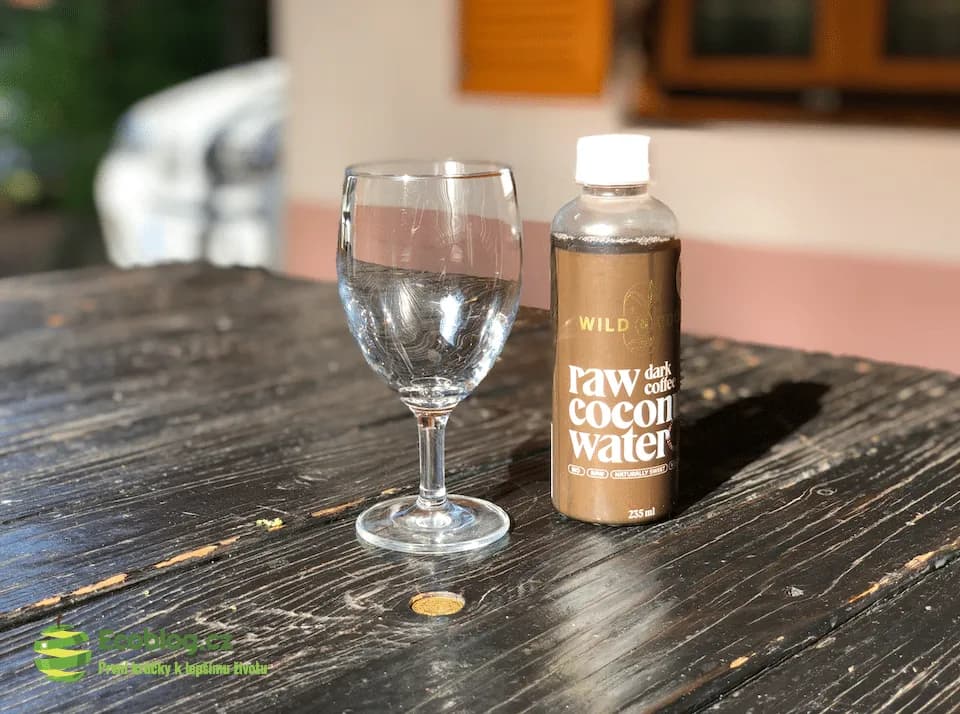 Wild & Coco kokosová voda s cold-brew kávou