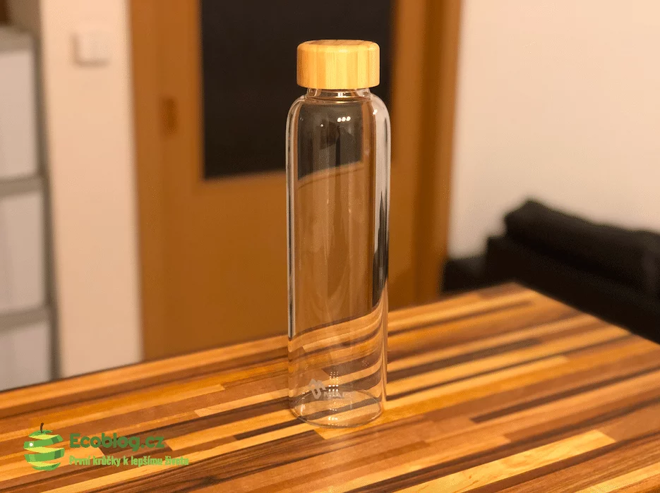 Ekologická skleněná láhev Made Sustained recenze, zkušenost, test